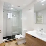 דירה Amazing 3bdr In Cornella 1 Mins From Metro קורנלה דה יוברגאט