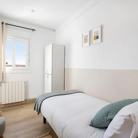 Amazing 3bdr In Cornella 1 Mins From Metro * Cornella de Llobregat