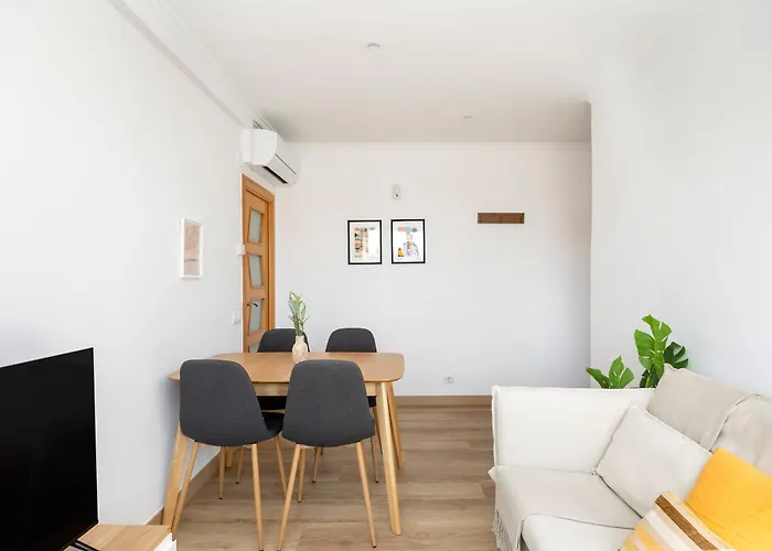 Amazing 3bdr In Cornella 1 Mins From Metro Apartment Cornella de Llobregat